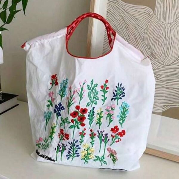 エコバッグ ボールアンドチェーン トートバッグ ホワイト 刺繍 花柄 可愛い 人気 トレンド 買い物バッグ