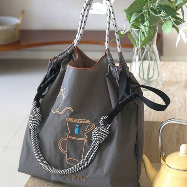 ショルダー紐つき 2way 人気 オシャレ ナイロン 買い物バッグ 軽量バッグ 春 夏 トートバッグ かばん レディース