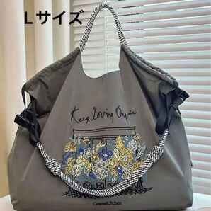 ショルダーベルト付 トートバッグ 大容量 花柄 肩掛け エコバッグ グレー Lサイズ 大きめ 軽量 ナイロン 刺繍 レディース