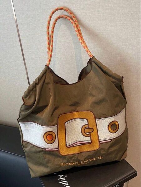 普段使い 肩掛け ナイロン 刺繍 エコバッグ トートバッグ 大容量 a4入る 買い物バッグ 通勤 通学 人気 おしゃれ