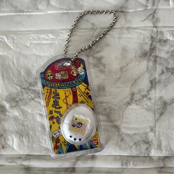 たまごっち アクリルキーホルダー ボールチェーン付き