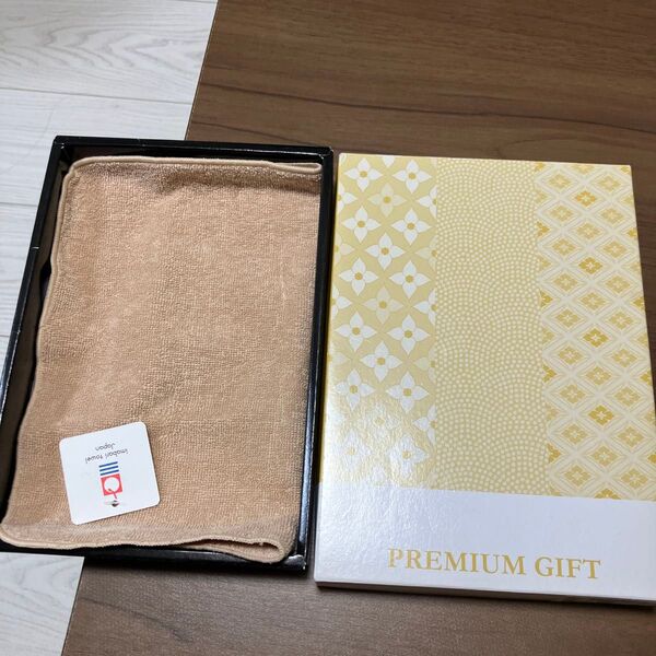 新品未使用タグ付きタオルハンカチ今治タオル日本製 箱無し発送