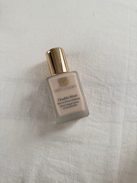 日本未発売 ESTEE LAUDER エスティローダー ダブルウェア ファンデーション 0N1 ALABASTER アラバスター