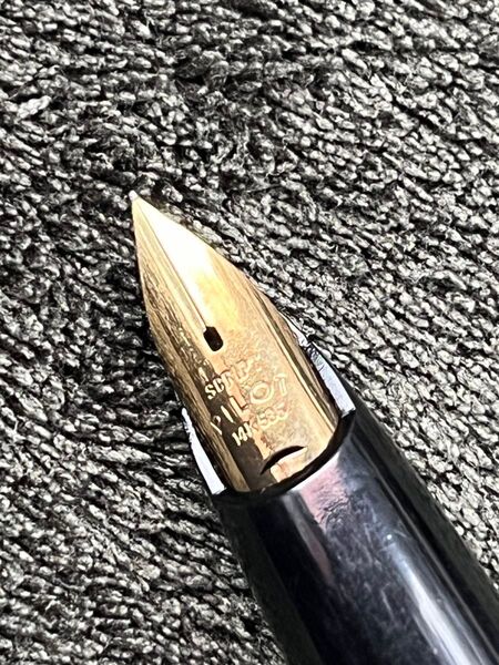 PILOT Elite 万年筆/アンティーク/ペン先大きめSCRIPTニブ14k585刻印/筆記未確認