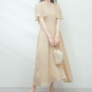 ナチュラルクチュール ワンピース 半袖ワンピース 花柄