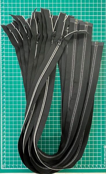 在庫限り!【新品未使用】YKKファスナー 5コイルオープンファスナー