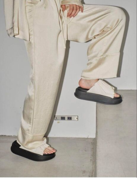新品【TODAYFUL】Gather Volume Sandals 24.5cm