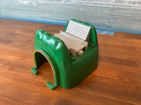 プラロード「立体交差」トンネル トミカ プラレール