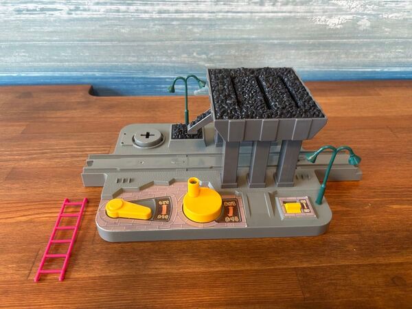 廃盤 プラレール もっとおしゃべりトーマス 給水塔&石炭ホッパー