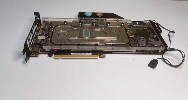 ASUS TURBO 2070s 水冷グラフィックボード