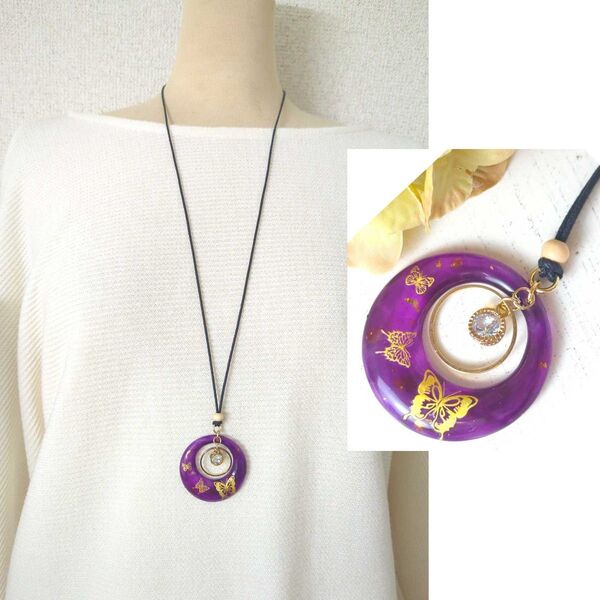 蝶とラインストーンのネックレス レジン ハンドメイド