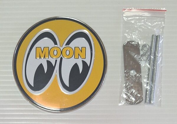 ムーンアイズ MOON EYES フロントグリル エンブレムバッジ メタルカーデカール 亜鉛合金製 9㎝