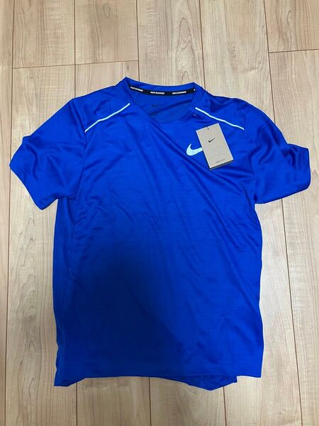 ナイキ ランニング Tシャツ