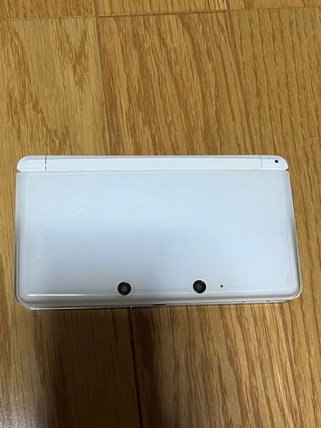 ホワイトのニンテンドー3DS、本体のみ
