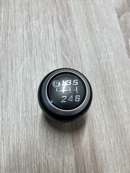 【早い者勝ち】トヨタ86 ZN6後期 純正シフトノブ