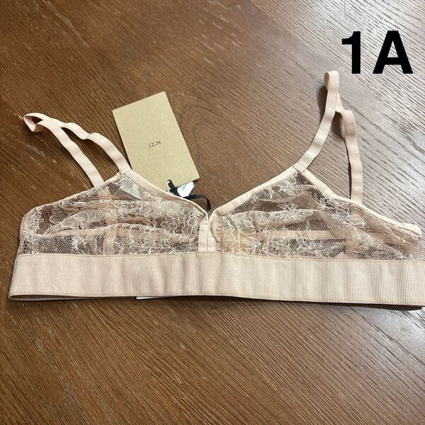 1A N°21 ベージュ レースブラレット