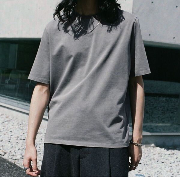 EXTRA FINE COTTON BASIC TEE -SLIM CROPPED FIT-