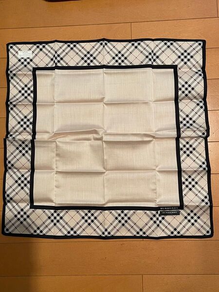 BURBERRY バーバリー ハンカチ スカーフ ノバチェック ベージュ