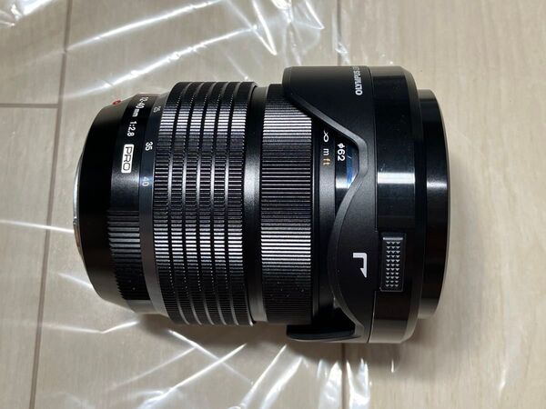 OLYMPUS M.ZUIKO DIGITAL ED 12-40mm F2.8 PRO ズームレンズ マイクロフォーサーズ