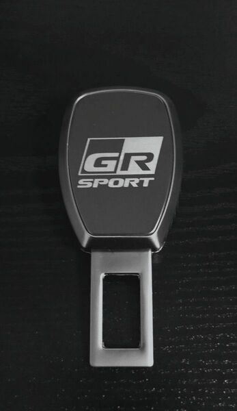 GR SPORT トヨタ TOYOTA GAZOO Racing シートベルト エクステンダー延長バックル エンブレムアルファード