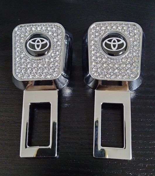 2個セット トヨタ TOYOTA シートベルト延長 ラインストーンエクステンダー バックル エンブレム アルファード プリウス