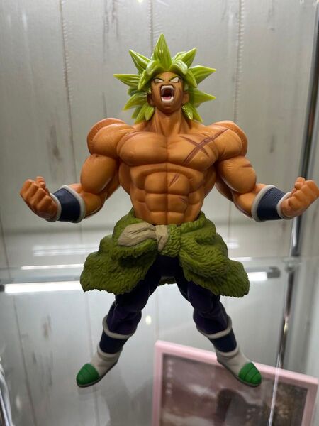 ドラゴンボールブロリーフィギュア
