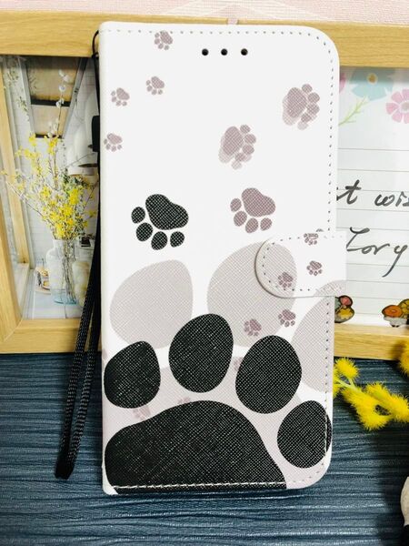 iPhone 16e ケース 手帳型 全面保護 カード収納 スタンド機能 可愛い 肉球 猫 ストラップ付き
