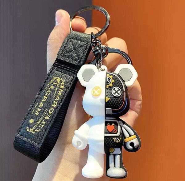 チャーム キーホルダー キーリング 人気 ロボット クマ 熊 ホワイト