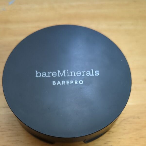ベアミネラル BARE MINERALS ベアプロ 16HR パウダーファンデーション 8g#フェア 10 ニュートラル