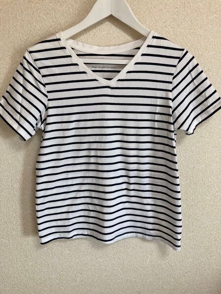 イーハイフンワールドギャラリー VネックボーダーTシャツ