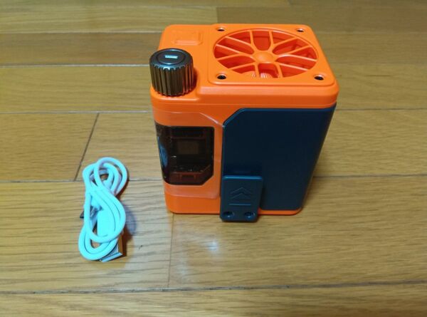 小型腰掛け扇風機 オレンジ