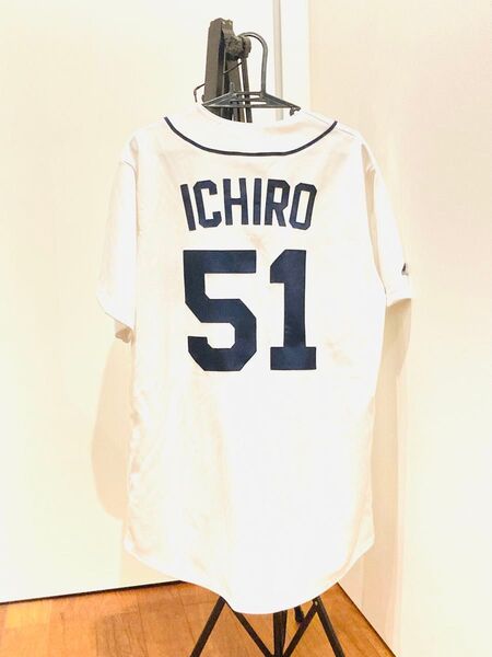 イチロー ユニフォーム 背番号51 Majestic Mサイズ イチロー シアトルマリナーズ ユニフォーム MLB 刺繍タイプ