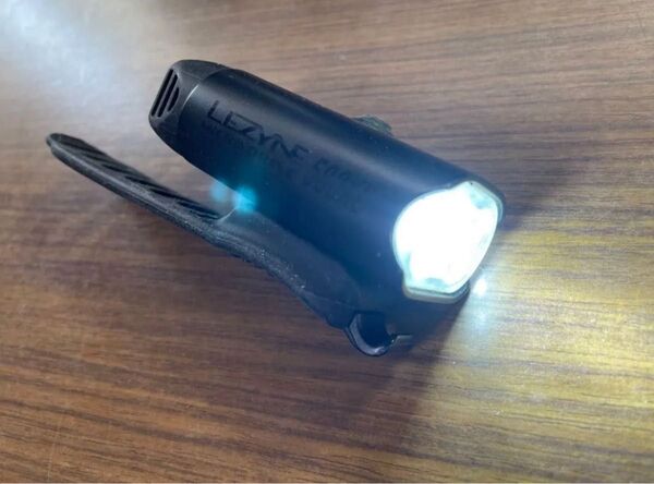 美品 LEZYNE 500ルーメン 充電式ヘッドライト Micro Drive 500XL