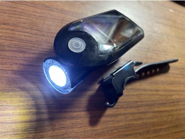 morecoo 240ルーメン ソーラー充電式ヘッドライト