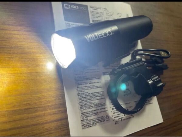 Cateye 人気モデル 800ルーメン VOLT800 HL-EL471RC