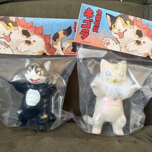 未開封品 小夏や 化猫怪獣ネゴラ パール 黒光 二体セット ソフビ