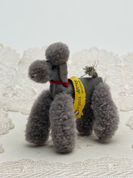 送料無料★シュタイフ★Woolen Poodle 6㎝ オールID完品★ぽんぽんプードル/犬★ドールのお持たせにも★Steiff