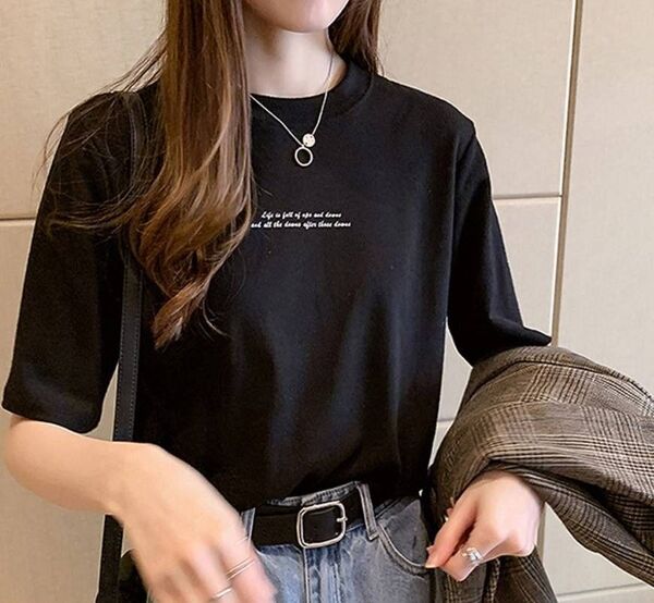 【ロゴ入り】レディース 半袖Tシャツ|シンプルで着回し自在・白&黒の2色展開(M~XL対応)