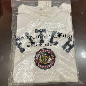Abercrombie & Fitch Tシャツ 未使用 ホワイト系 AFロゴ刺繍