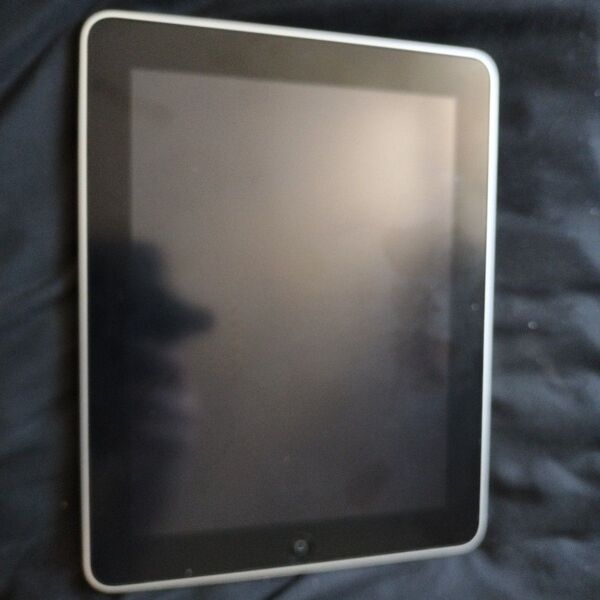 Apple iPad 16GB 本体 A1219 説明文必読