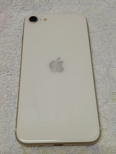 iPhone SE3 64GB スターライト 本体