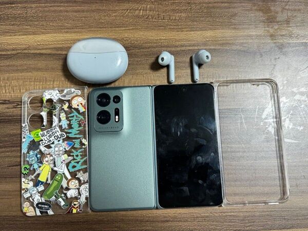 超美品 OPPO FIND N2 ケースとイヤホン付き