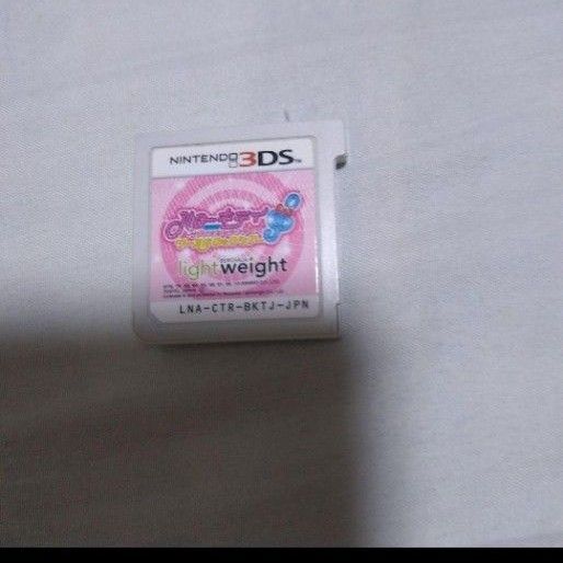 【お得】ハローキティとサンリオキャラクターズ ワールドロックツアー3dsソフト 空ケースランダム一つ