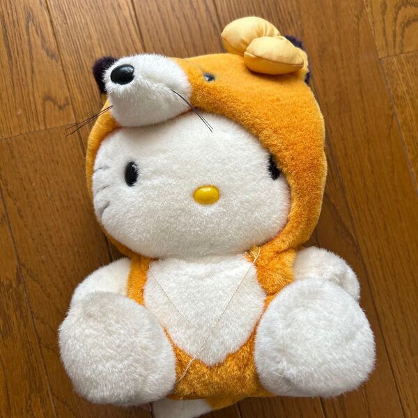 ハローキティ ぬいぐるみ きつね北海道限定