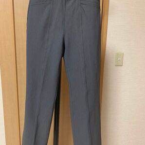グレーストレッチパンツ