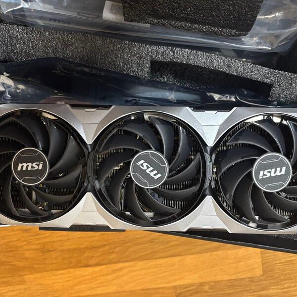 GeForce RTX4070 Ti VENTUS 3X 12G OC