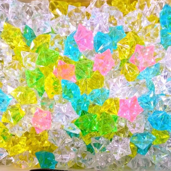 【獲得後未使用】ゆうパケットの箱いっぱいの量☆アクリルストーン・アクリルロック・アクリルアイス☆星型、スター