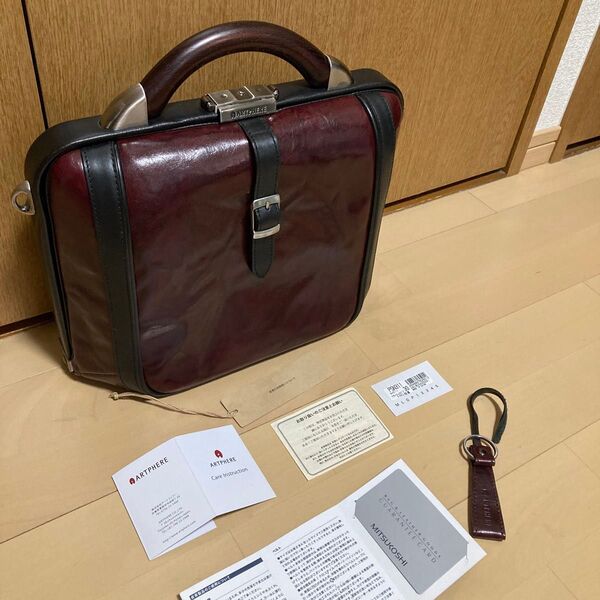 【超美品】ARTPHERE バーガンディ レザーキャリーケース アートフィアー ダレスバッグ 豊岡鞄 ビジネスバッグ ブリーフ