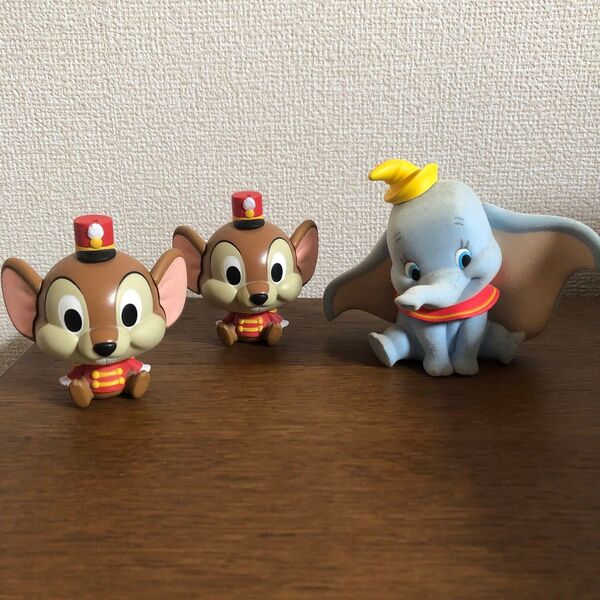 アミューズメント景品 ダンボとティモシー