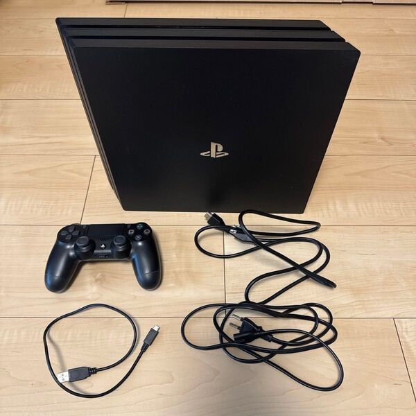PlayStation 4 Pro ジェット・ブラック 1TB (CUH-7200BB01)